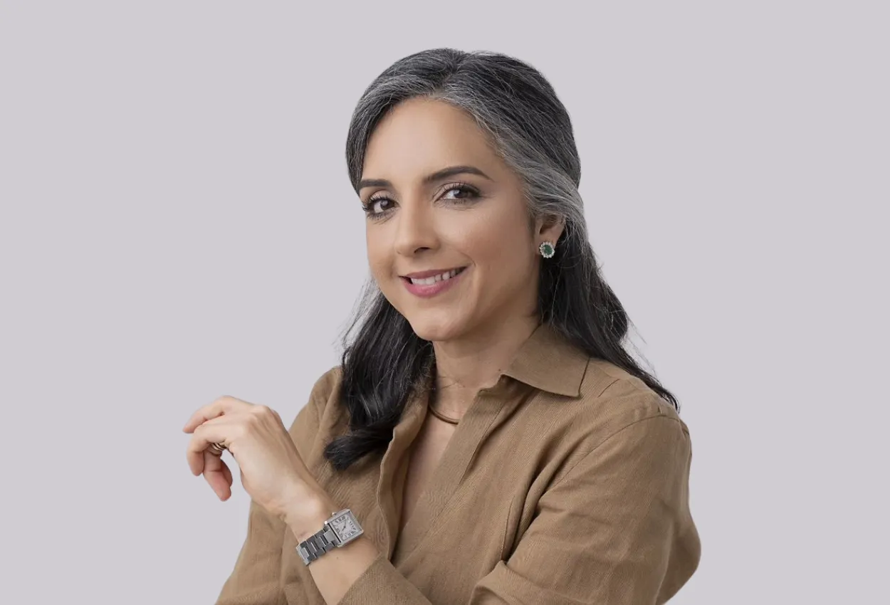 Dra. Bárbara Queiroz atendendo paciente no Instituto Repara